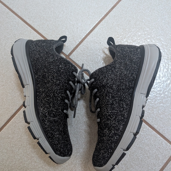 NEW Apex Women's Wool Knit Dark Grey - Picture 3 of 6